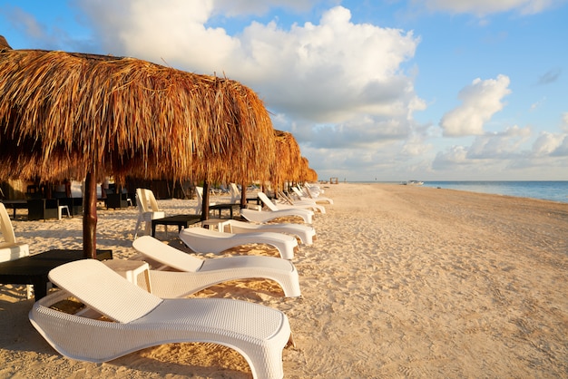 Riviera maya sunrise beach in messico