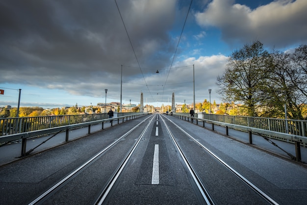 Foto strada contro il cielo a berna in svizzera