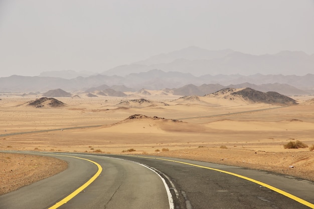 The road in the desert