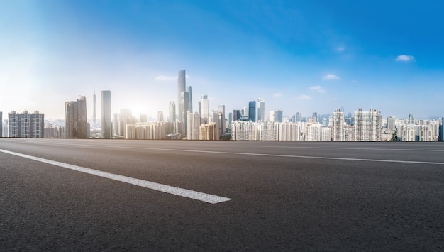 道路の地面と都市の建築景観