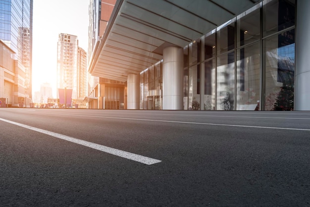 道路の地面と都市の建築景観