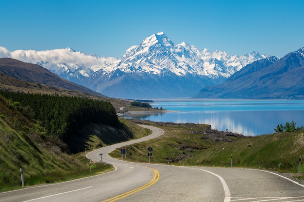 Photo road in the mountains