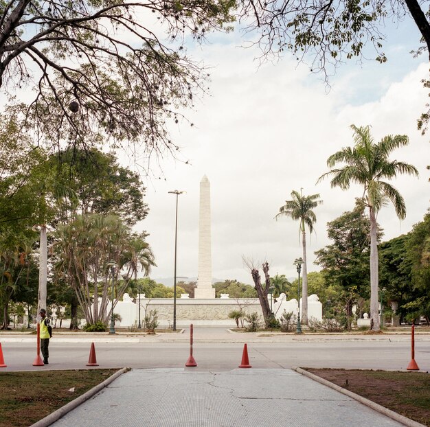 Photo road passing through city