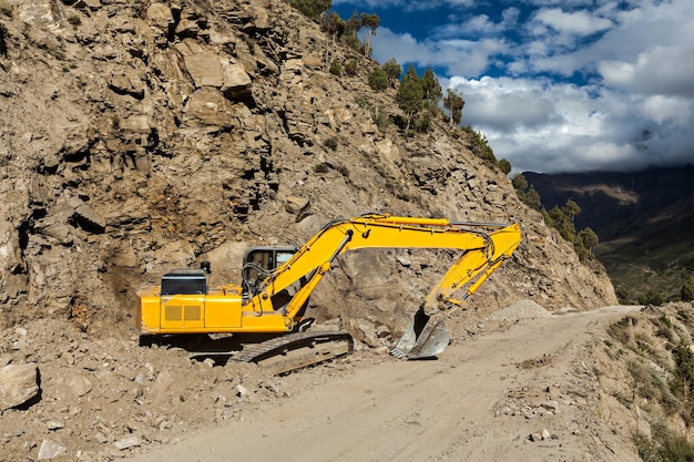 Road reconstruction in mountains Himalayas