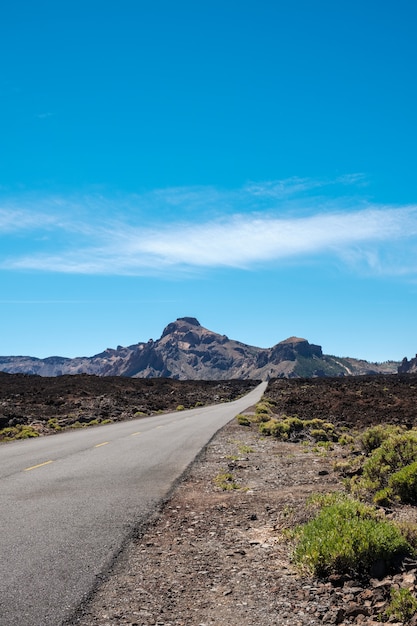 Strada nel parco nazionale del teide