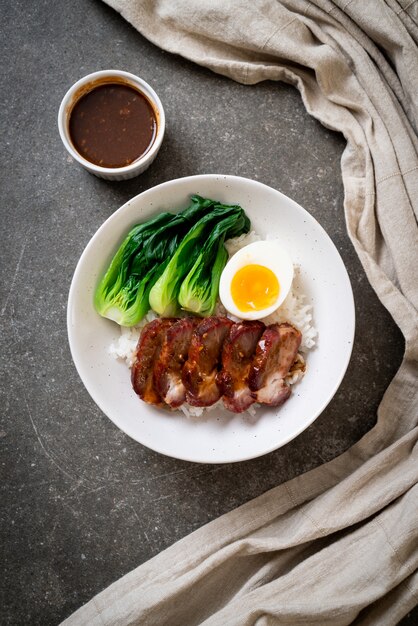 roast barbecue red pork on topped rice