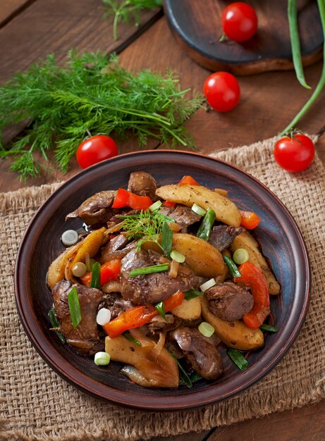 Roast chicken liver with vegetables