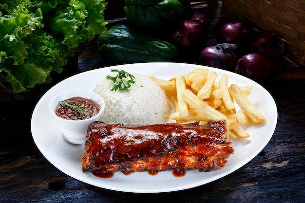 roast ribs with barbecue sauce