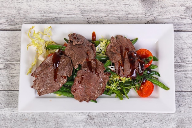 Insalata di roastbeef con fagiolini