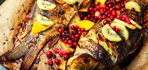 Roasted carp with fruits