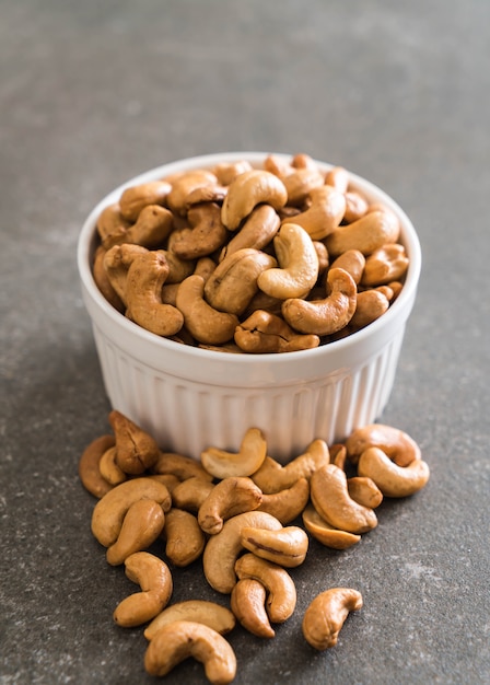 Roasted cashew nuts