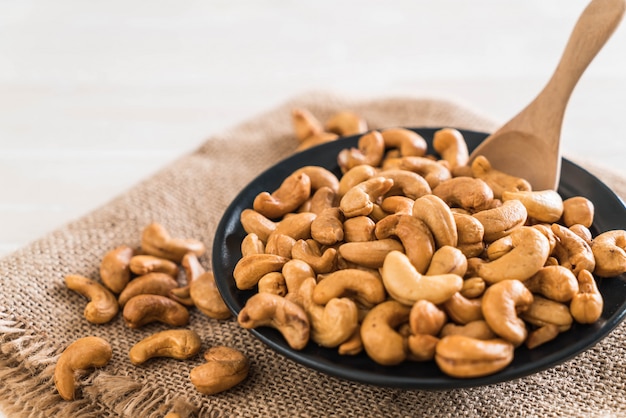 Roasted cashew nuts