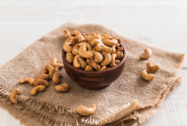 Roasted cashew nuts