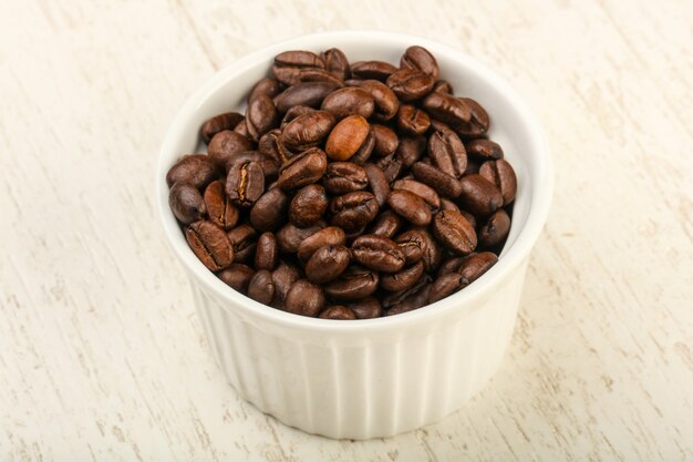 Roasted coffee beans