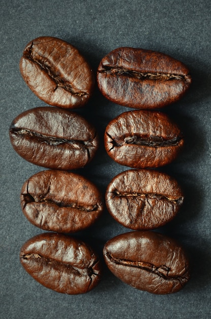 Roasted coffee beans