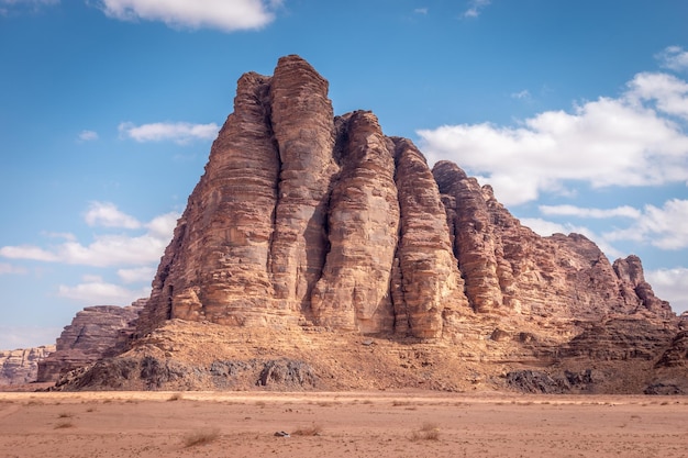 Foto formazioni rocciose in un deserto