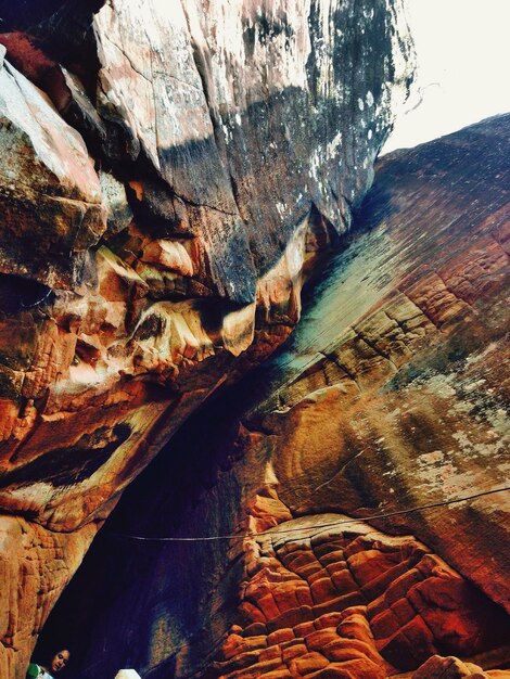 Foto formazioni rocciose sul paesaggio