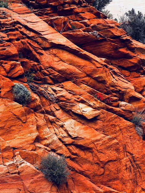 Foto la parete di roccia si sente