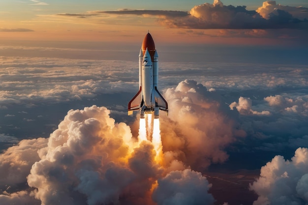 Photo rocket launch at sunset