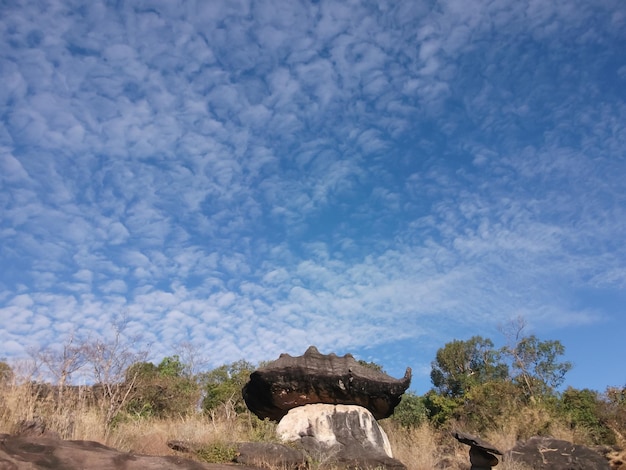 Photo rocks against blue sky