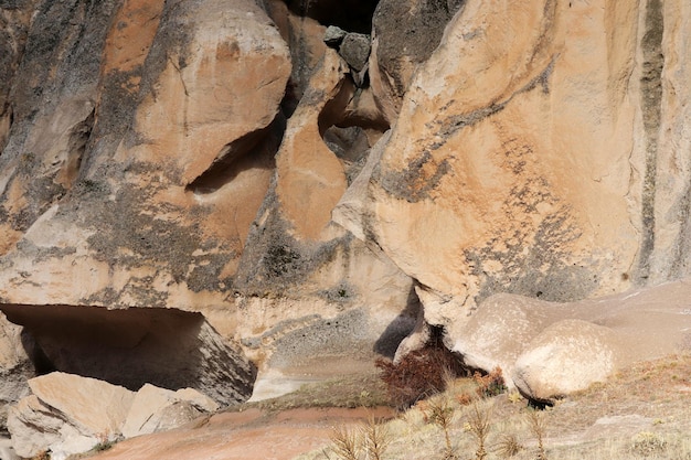 Foto rocce formate dall'erosione del vento