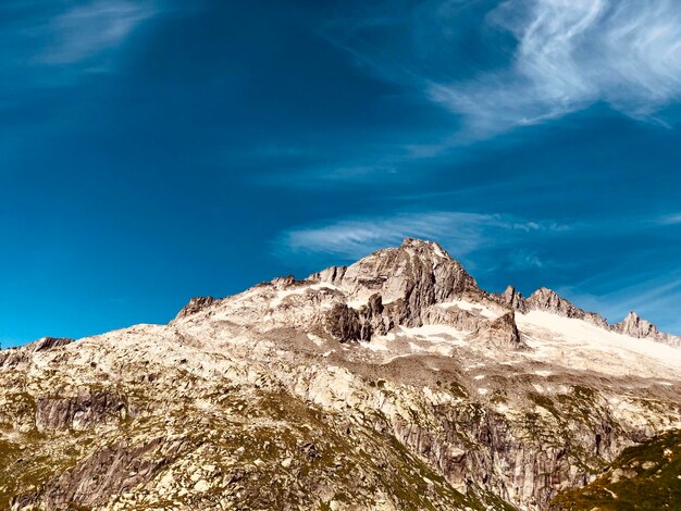 Photo rocky mountain peak at furka pass swiss alps kanton valais switzerland