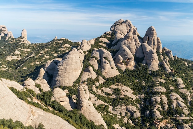 Paesaggio delle montagne rocciose