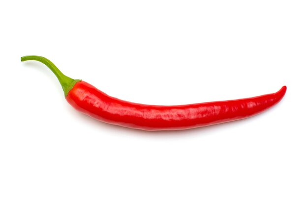 Rode chili peper geïsoleerd op een witte achtergrond. Platliggend, bovenaanzicht