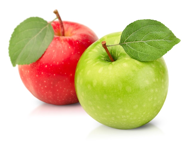 Rode en groene appel op een witte geïsoleerde achtergrond