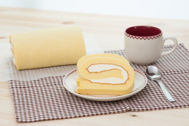 Rollcake met koffiekopje