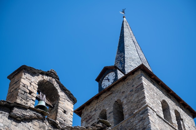 Romaanse kerk in Aran Valley, Spanje in het dorp Bosost Kerk van de Hemelvaart van Maria