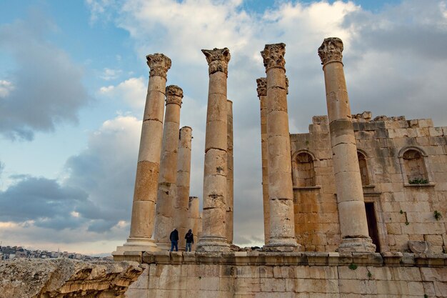 Photo roman ruins in jerash town in jordan