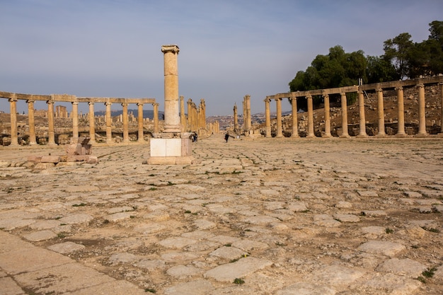 ヨルダンの都市ジェラシュのローマ時代の遺跡