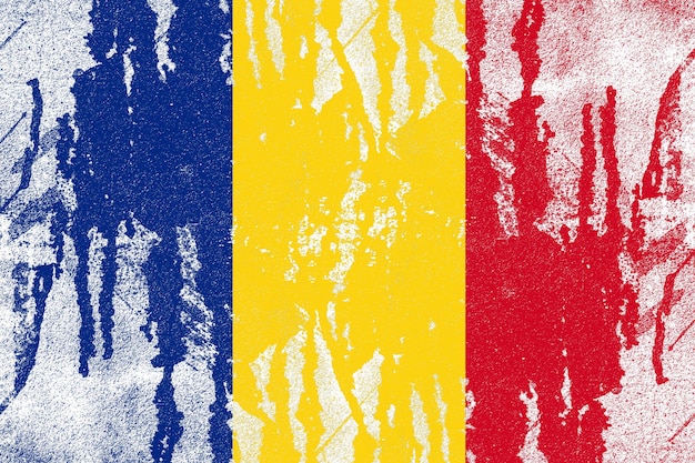 Photo romania flag painted on old distressed concrete wall background