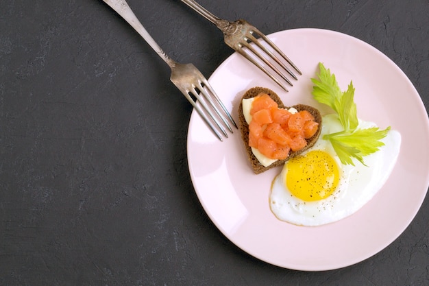 발렌타인 데이 낭만적 인 아침 식사.