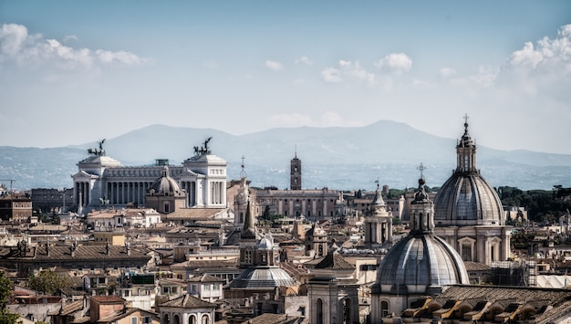 Rome, Italië Skyline in panoramisch uitzicht