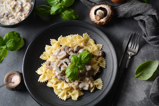 Romige Paddenstoelen Fettuccini Alfredo pasta