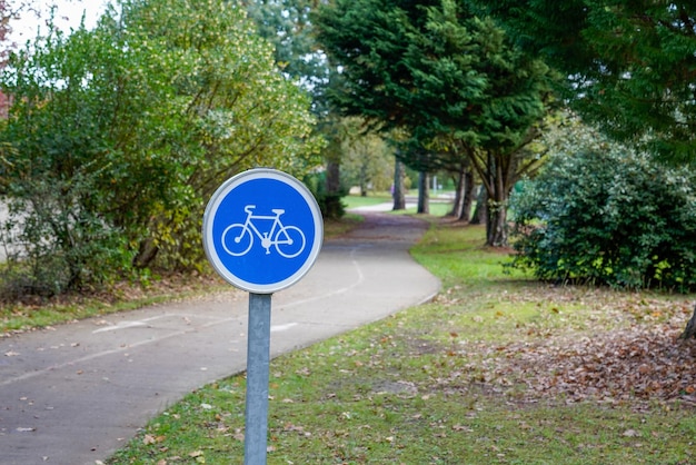 Rond blauw fietspadbord voor fietsen