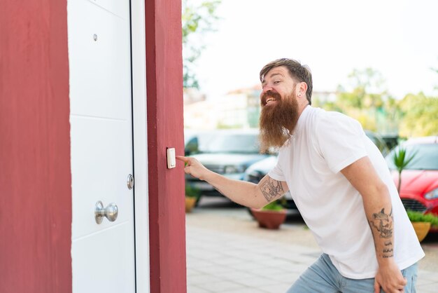 Foto roodharige man met baard