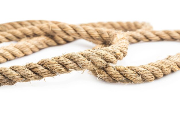 Photo a rope with a knot on it is tied with a knot