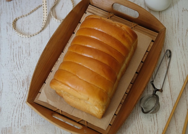 Roti sisir of zelfgemaakte zoete zachte pull-over brood. Roti sisir is een traditioneel Indonesisch brood