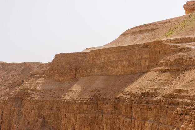 Rotsen in de woestijn van Judea in Israël