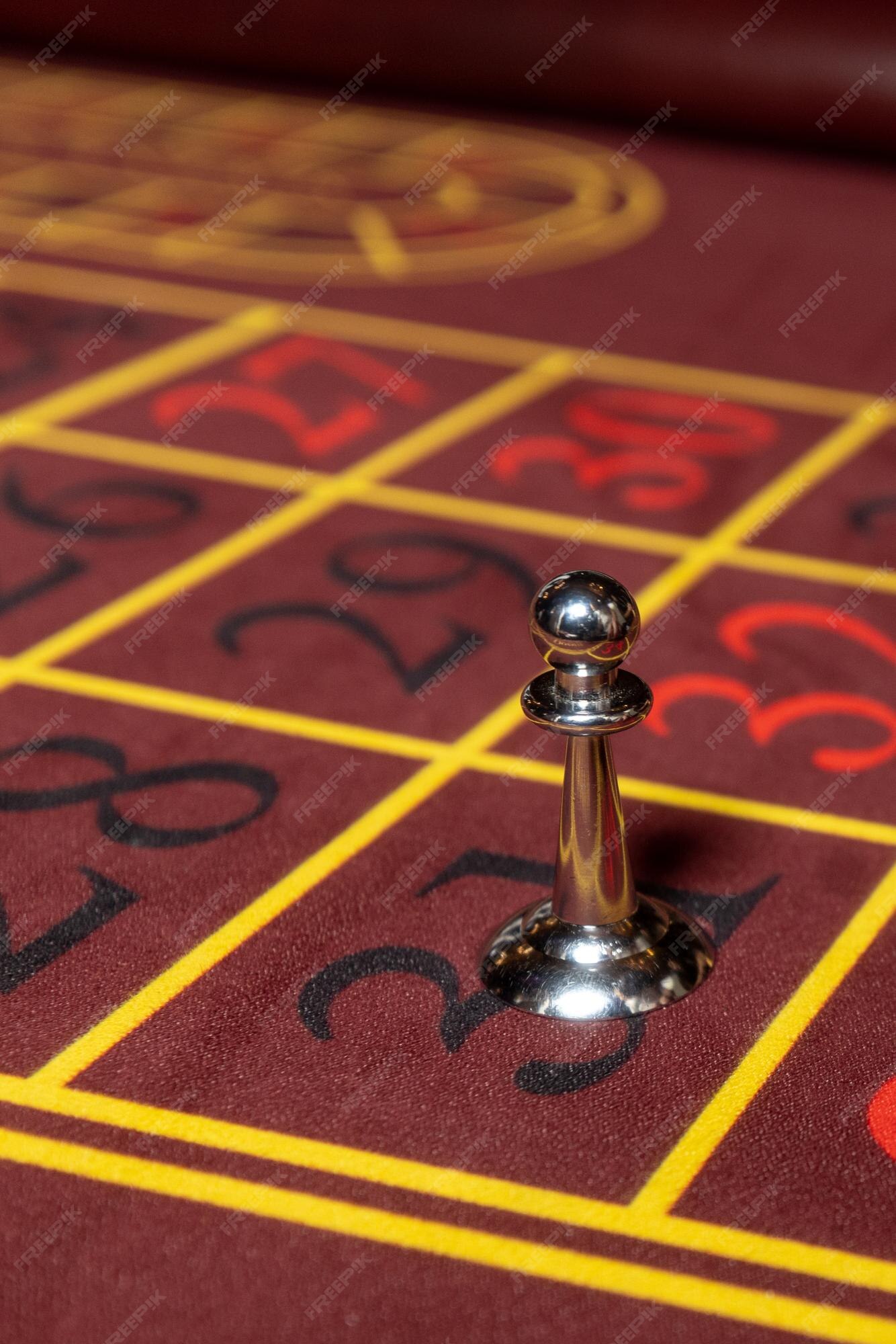 Casino Roulette Gambling Vector PNG Images, Online Casino Roulette And Gambling Table With Chips Vector Set 8476363