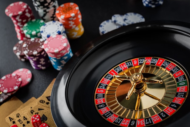 Roulette wheel gambling in a casino table