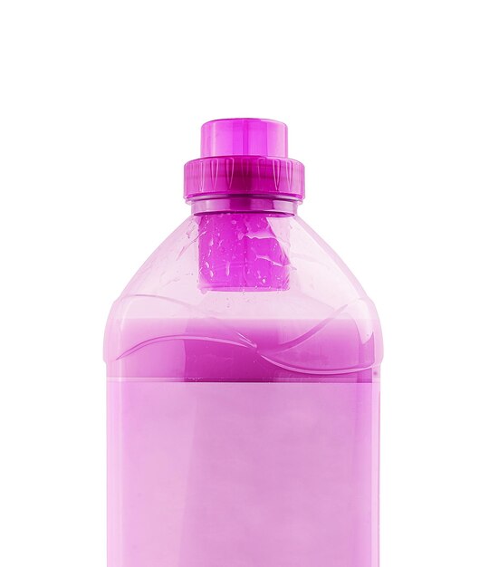 Roze wasverzachter in een plastic fles