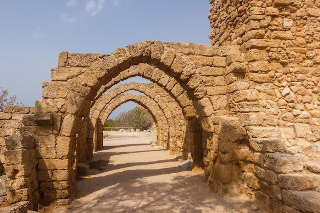 Ruïnes van gebouwen in Caesarea. Israël