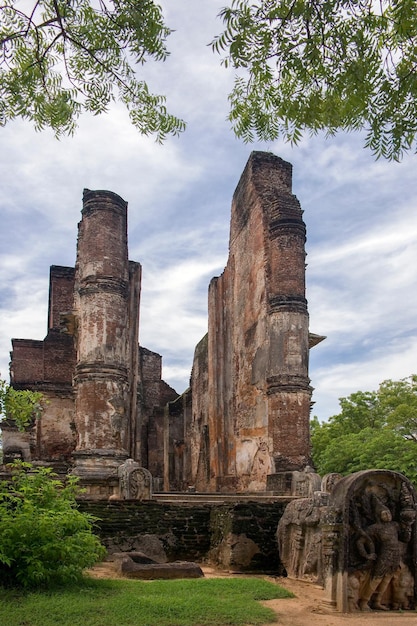Ruïnes van het Koninklijk Paleis Polonnaruwa Sri Lanka