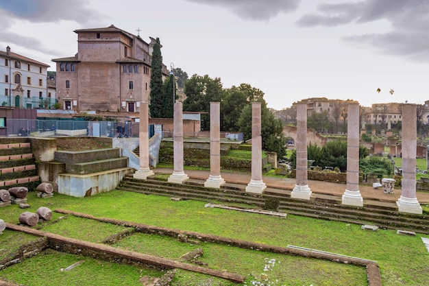 Ruïnes van het Traian-forum in Rome