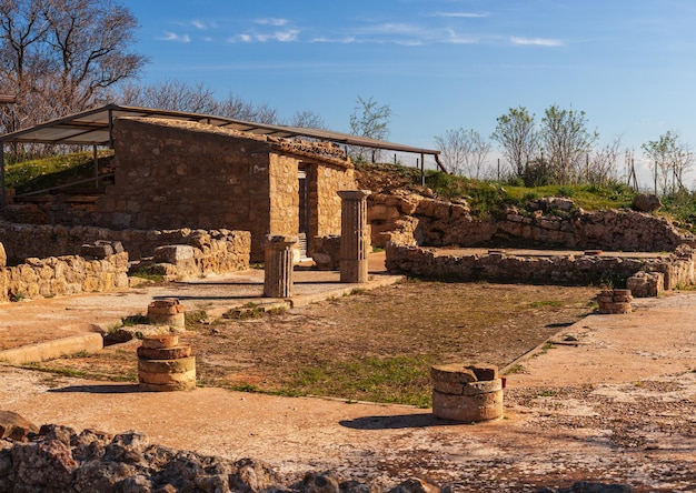 Photo ruins of the ancient city of morgantina sicily