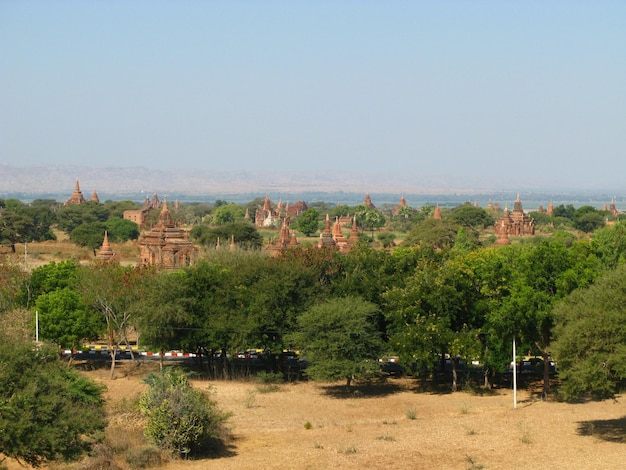 Rovine dell'antica pagoda bagan myanmar